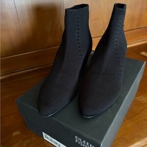 Eileen Fisher Black Purl Knit Booties